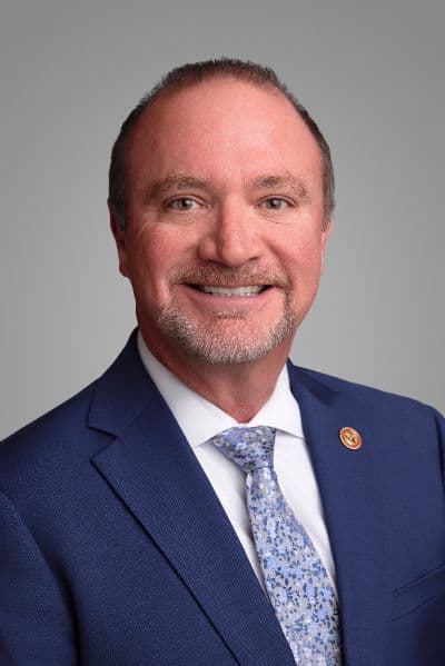 Representative Les Eaves